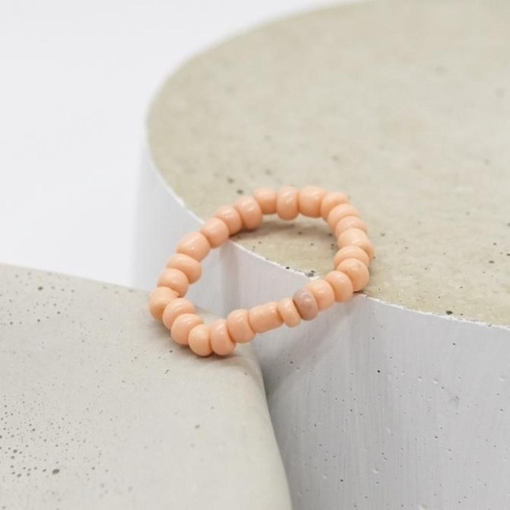 Pink Beaded Ring - Picture 3 of 4